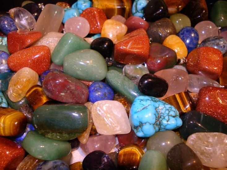 colored stones as talismans of fortune