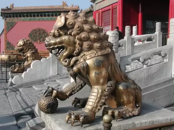 good luck amulet, imperial guardian lion